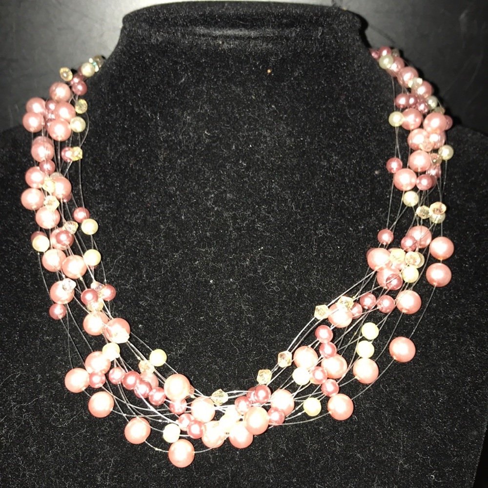 Kissaka faux pearl necklace